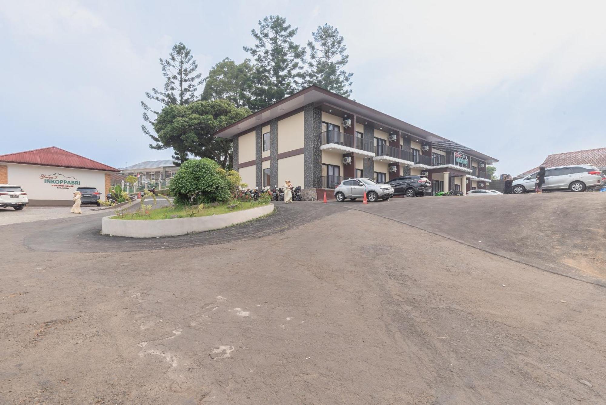 Urbanview Hotel Inkoppabri Cisarua Puncak Exteriér fotografie